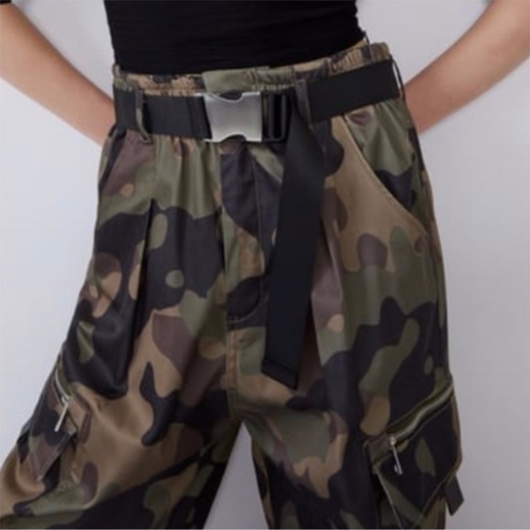 New Zara Belted Camouflage Cargo Nylon Joggers Pants - Picture 4 of 14